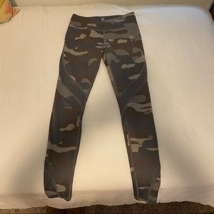 Violate the Dresscode Camo Leggings